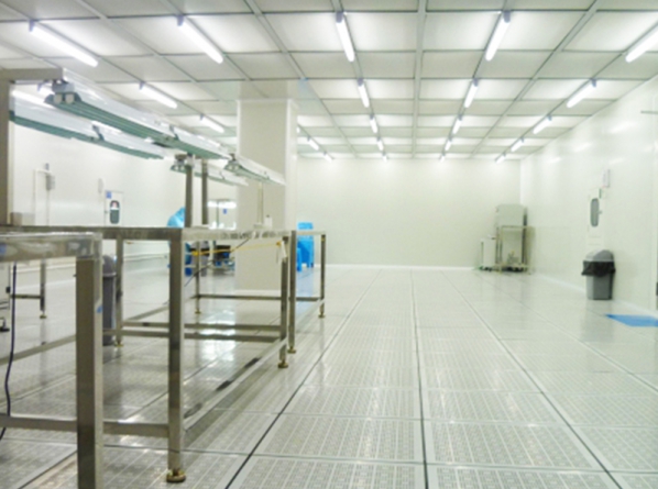 瑞福達(dá)百級(jí)液晶顯示凈化車間 瑞福達(dá)百級(jí)液晶顯示凈化車間